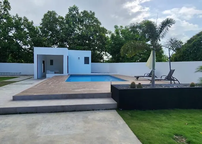 Serenity Haven - Your Ultimate Escape * Runaway Bay