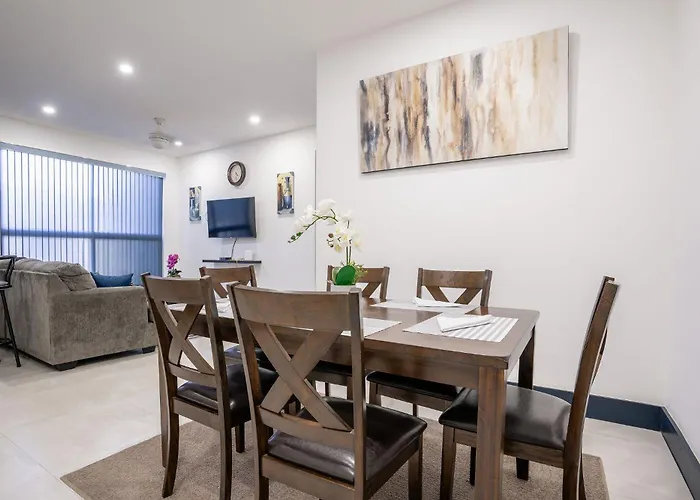 Serenity Haven - Your Ultimate Escape Runaway Bay